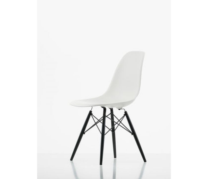 Eames Plastic Side Chairs
