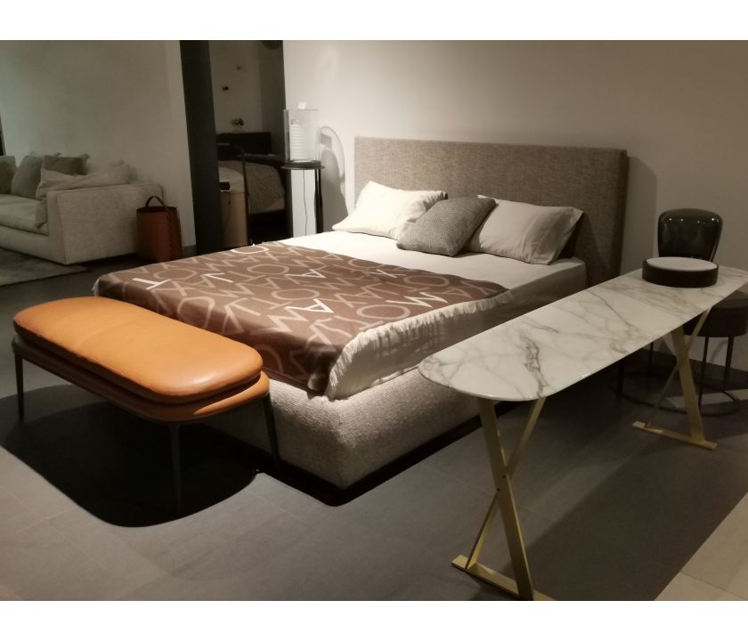 B&B Italia Кровать Sileo