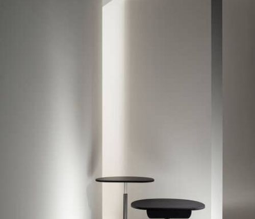 Столик Sir Vito