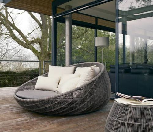 Столик Canasta '13